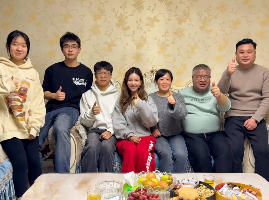 跨越4000公里的新春家访：77779193永利集团情暖新疆学子